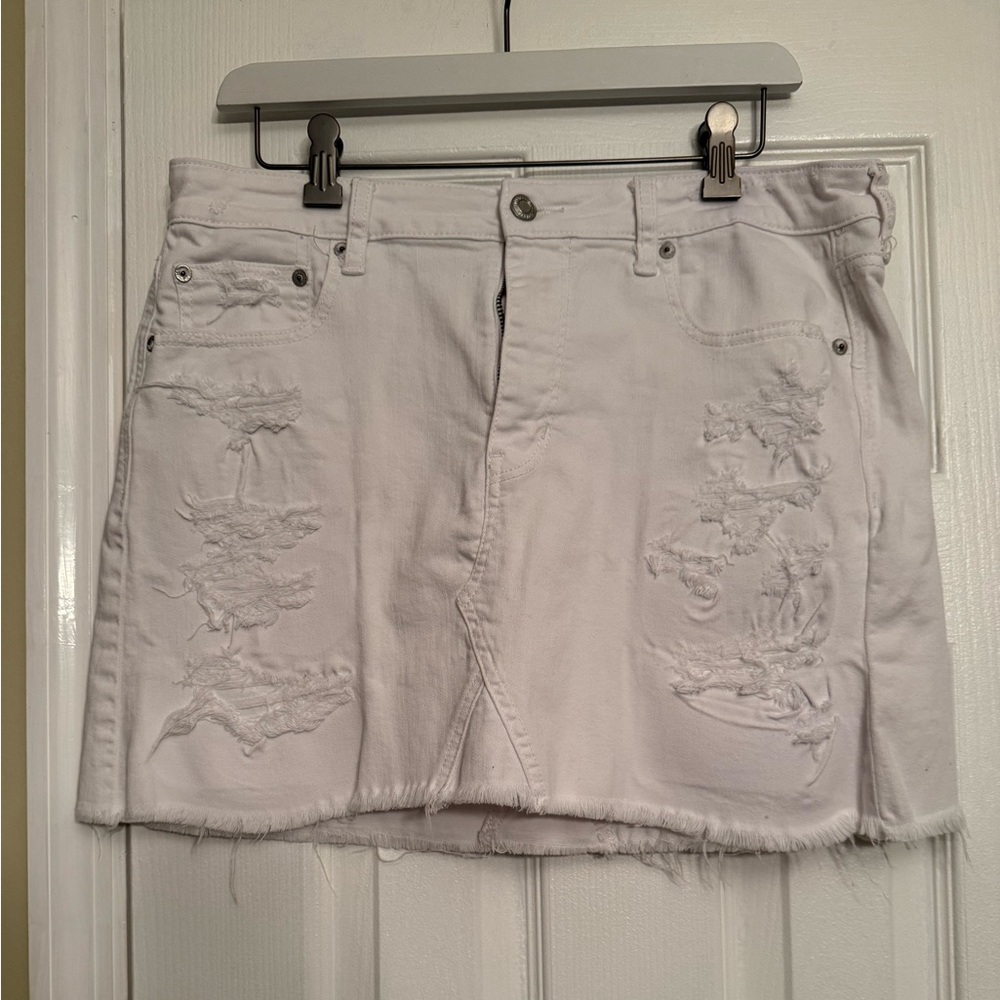 AE American Eagle White Distressed Denim Mini Skirt destructed 10 Anthropologie